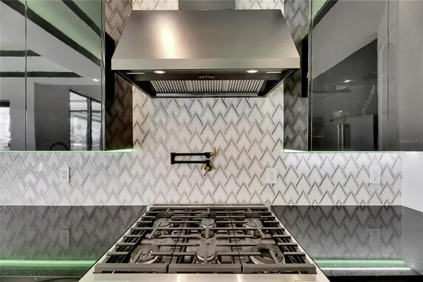 $1,449,000 | 6526 Simone Shores Circle, Apollo Beach, FL 33572