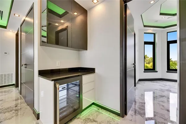 $1,449,000 | 6526 Simone Shores Circle, Apollo Beach, FL 33572