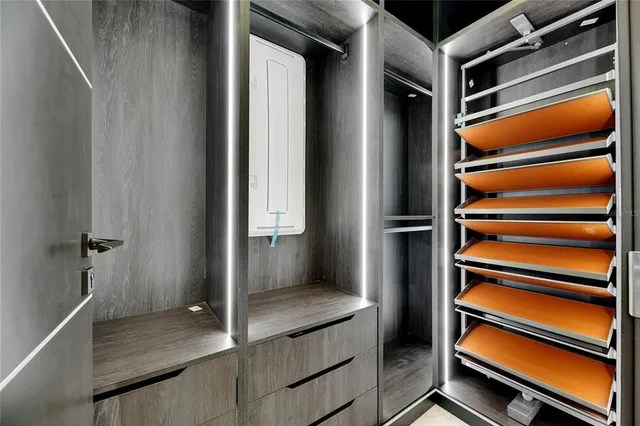 $1,449,000 | 6526 Simone Shores Circle, Apollo Beach, FL 33572