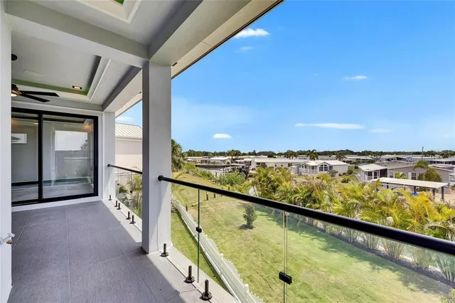 $1,449,000 | 6526 Simone Shores Circle, Apollo Beach, FL 33572