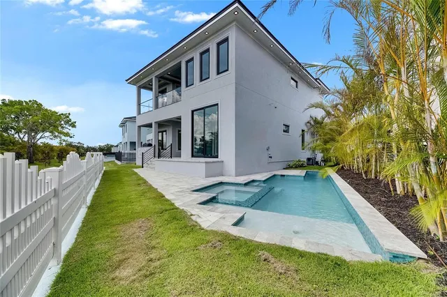 $1,449,000 | 6526 Simone Shores Circle, Apollo Beach, FL 33572