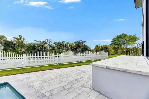 $1,449,000 | 6526 Simone Shores Circle, Apollo Beach, FL 33572