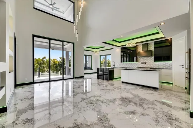 $1,449,000 | 6526 Simone Shores Circle, Apollo Beach, FL 33572