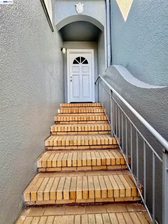 $1,095,000 | 319 Plymouth Avenue, San Francisco, CA 94112