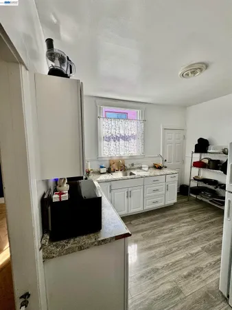 $1,095,000 | 319 Plymouth Avenue, San Francisco, CA 94112