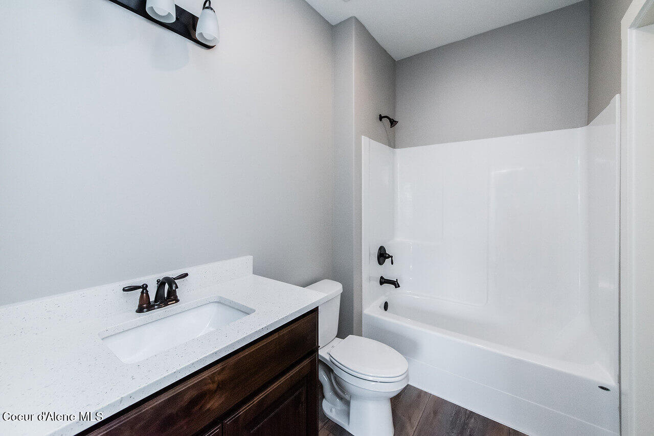 4422 East Savea Lane Post Falls, ID 83854 - Photo 26 of 46 IMG_4346