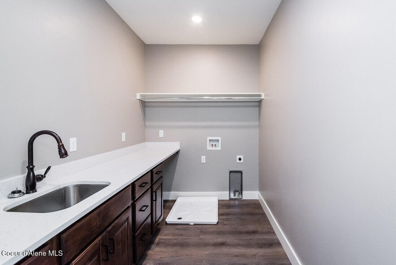 4422 East Savea Lane Post Falls, ID 83854 - Photo 28 of 46 IMG_4348