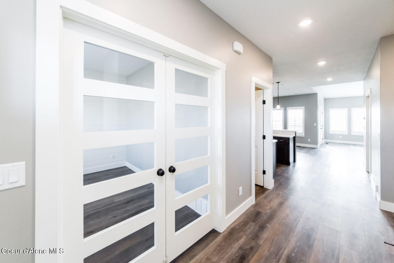 4422 East Savea Lane Post Falls, ID 83854 - Photo 3 of 46 IMG_4323