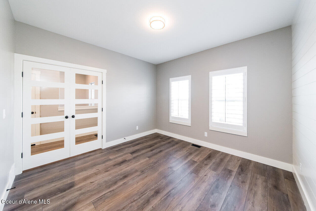 4422 East Savea Lane Post Falls, ID 83854 - Photo 4 of 46 IMG_4324