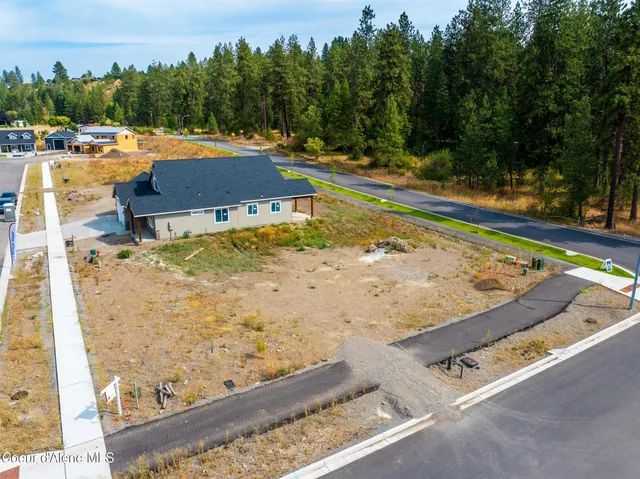 $764,000 | 4422 East Savea Lane, Post Falls, ID 83854
