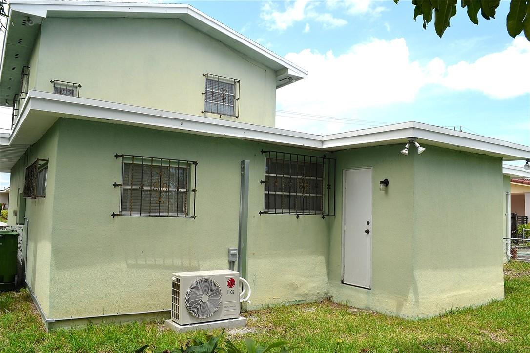 980 West 45th Place Hialeah, FL 33012 - Photo 13 of 16 Photo 13