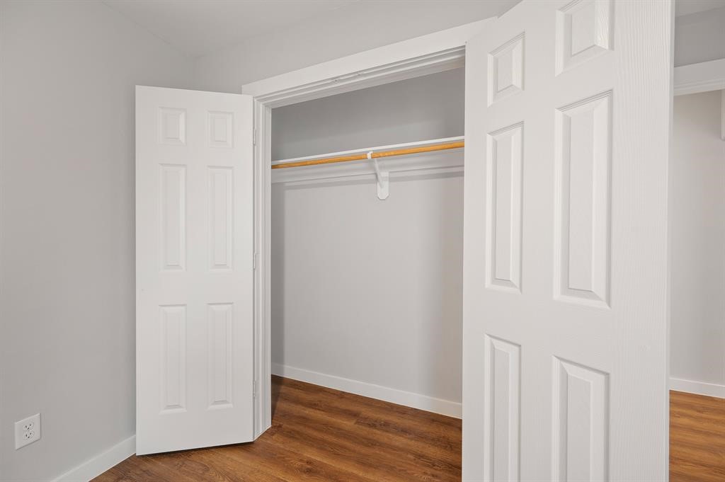 7804 Crestview Drive, Unit B Houston, TX 77028 - Photo 9 of 23 a view of an empty room