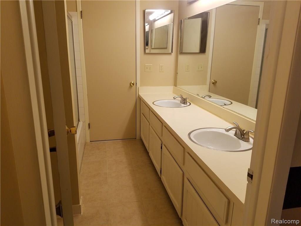 32115 West 12 Mile Road Farmington Hills, MI 48334 - Photo 11 of 17