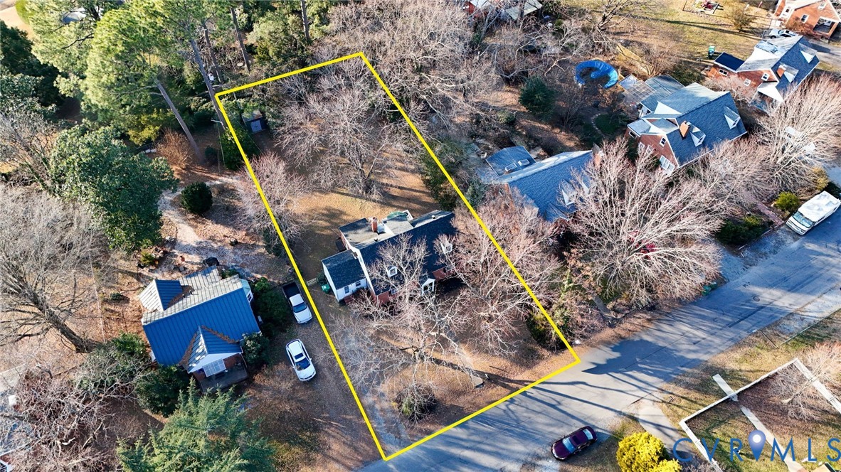 6020 Bonneau Road Richmond, VA 23227 - Photo 32 of 36 a aerial view of a house with a yard