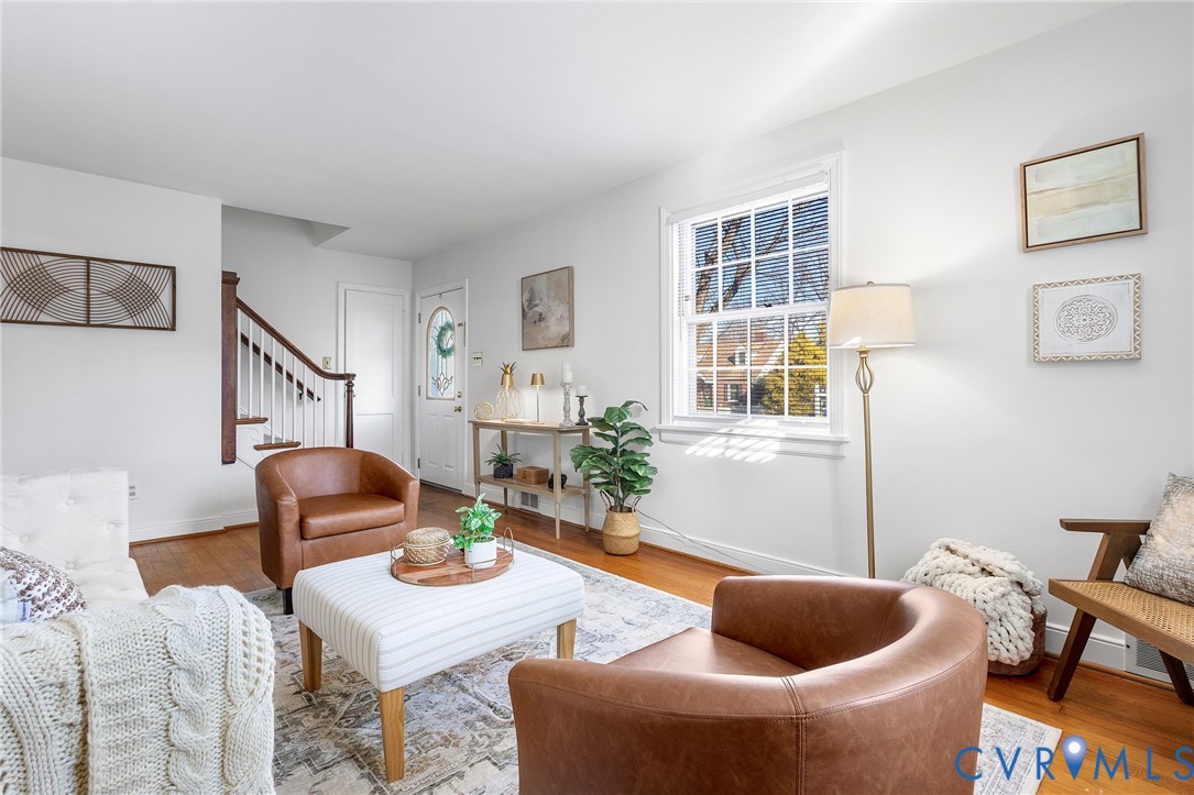 6020 Bonneau Road Richmond, VA 23227 - Photo 5 of 36 a living room with furniture and a window