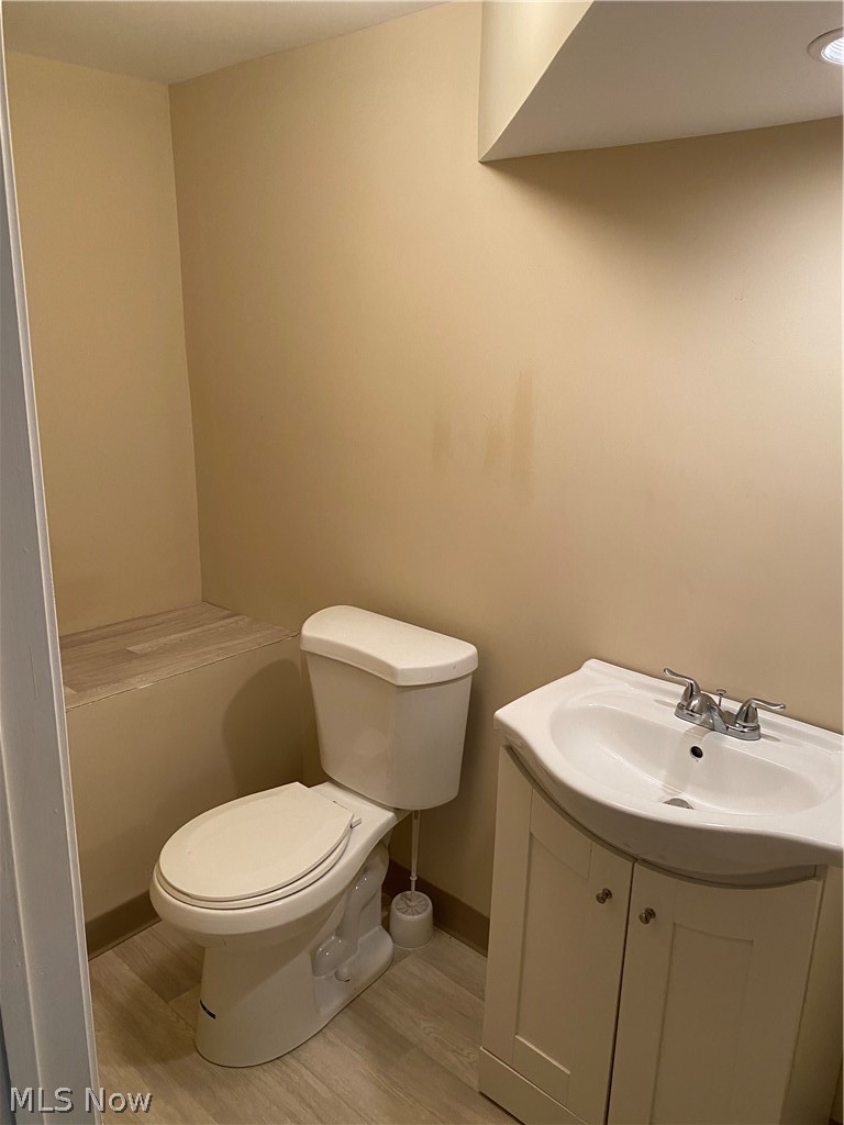1212 Avondale Road Cleveland, OH 44121 - Photo 17 of 23 Gallery Image 17