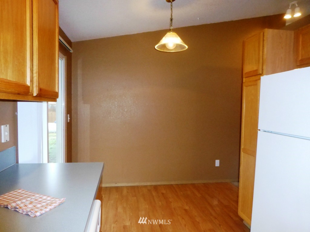 9011 Applegate Loop Southwest Rochester, WA 98579 - Photo 8 of 20