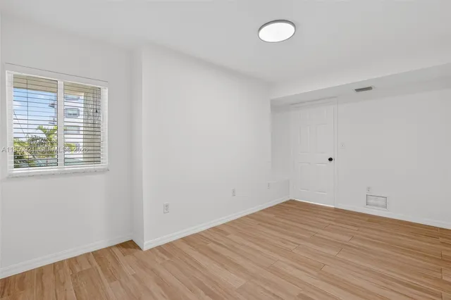 $325,000 | 2475 Northwest 16th St Road, Unit 310, Miami, FL 33125