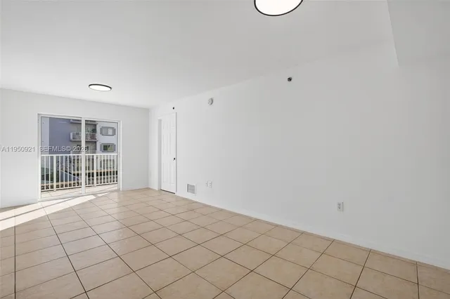 $325,000 | 2475 Northwest 16th St Road, Unit 310, Miami, FL 33125