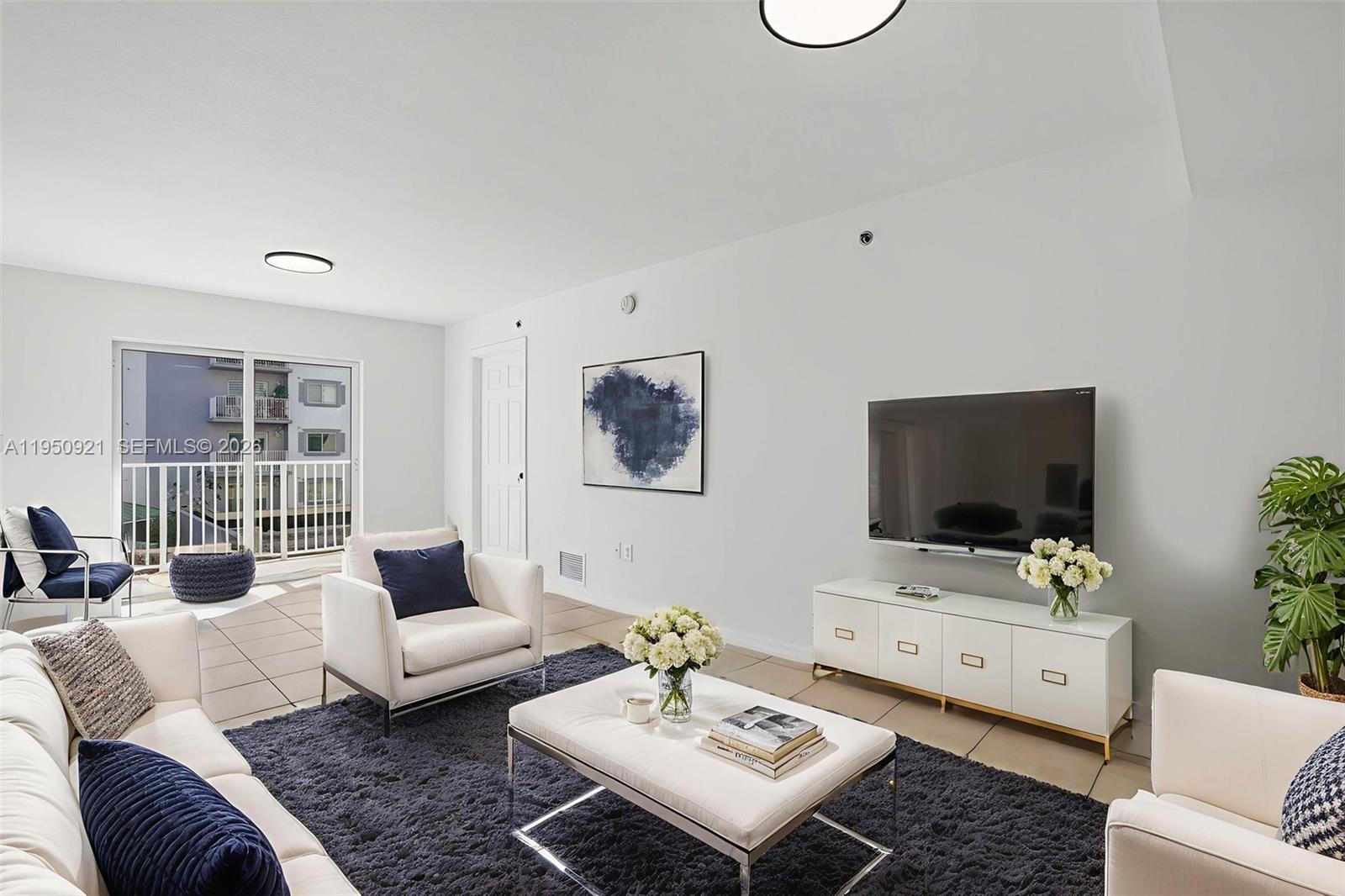 2475 Northwest 16th St Road, Unit 310 Miami, FL 33125 - Photo 4 of 29