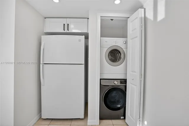 $325,000 | 2475 Northwest 16th St Road, Unit 310, Miami, FL 33125