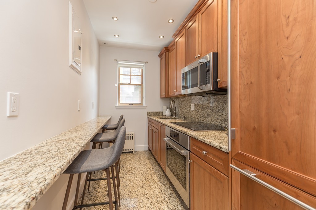 236 Beacon Street, Unit 2A Boston, MA 02116 - Photo 5 of 13