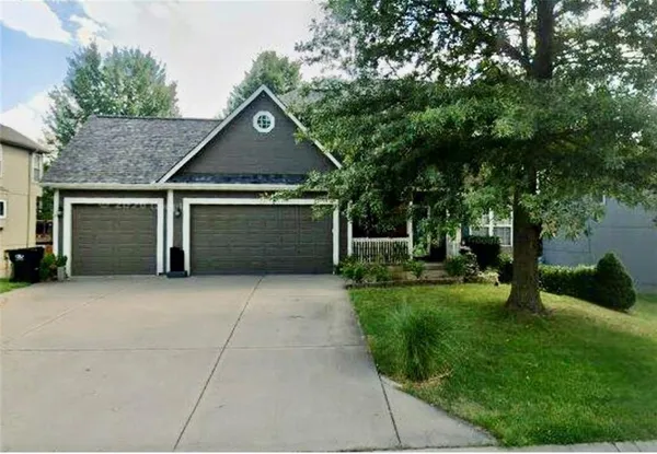 $360,000 | 728 South Kisner Drive, Independence, MO 64056