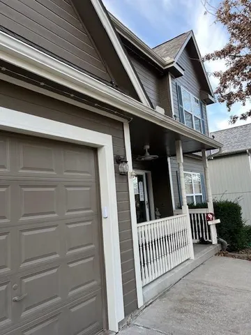 $360,000 | 728 South Kisner Drive, Independence, MO 64056