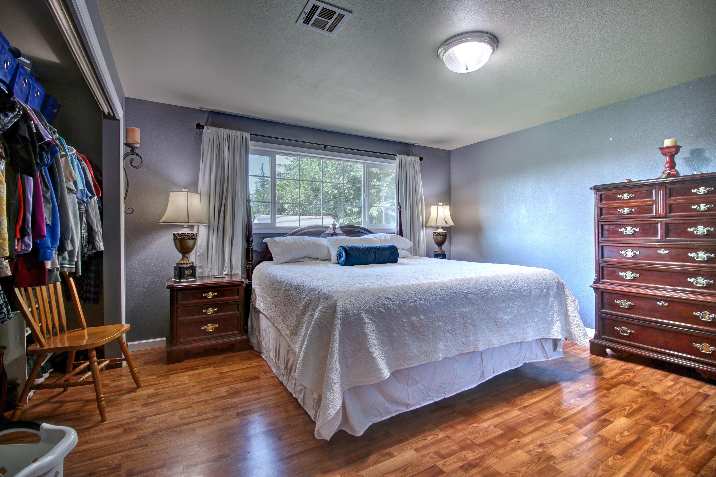 2206 Delta Waters Road Medford, OR 97504 - Photo 21 of 36 IMG_2720_1_2_tonemapped