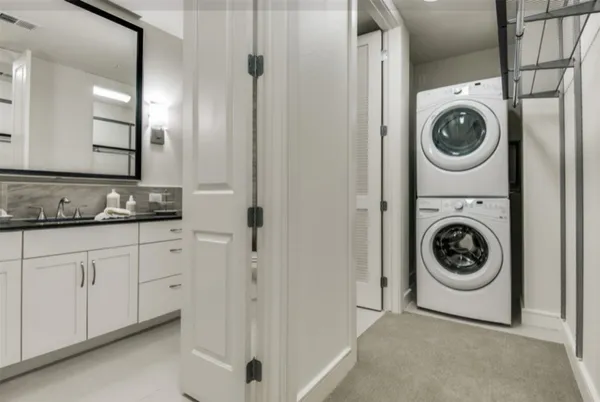 $1,882 | 2303 Mid Lane, Unit 214, Houston, TX 77027