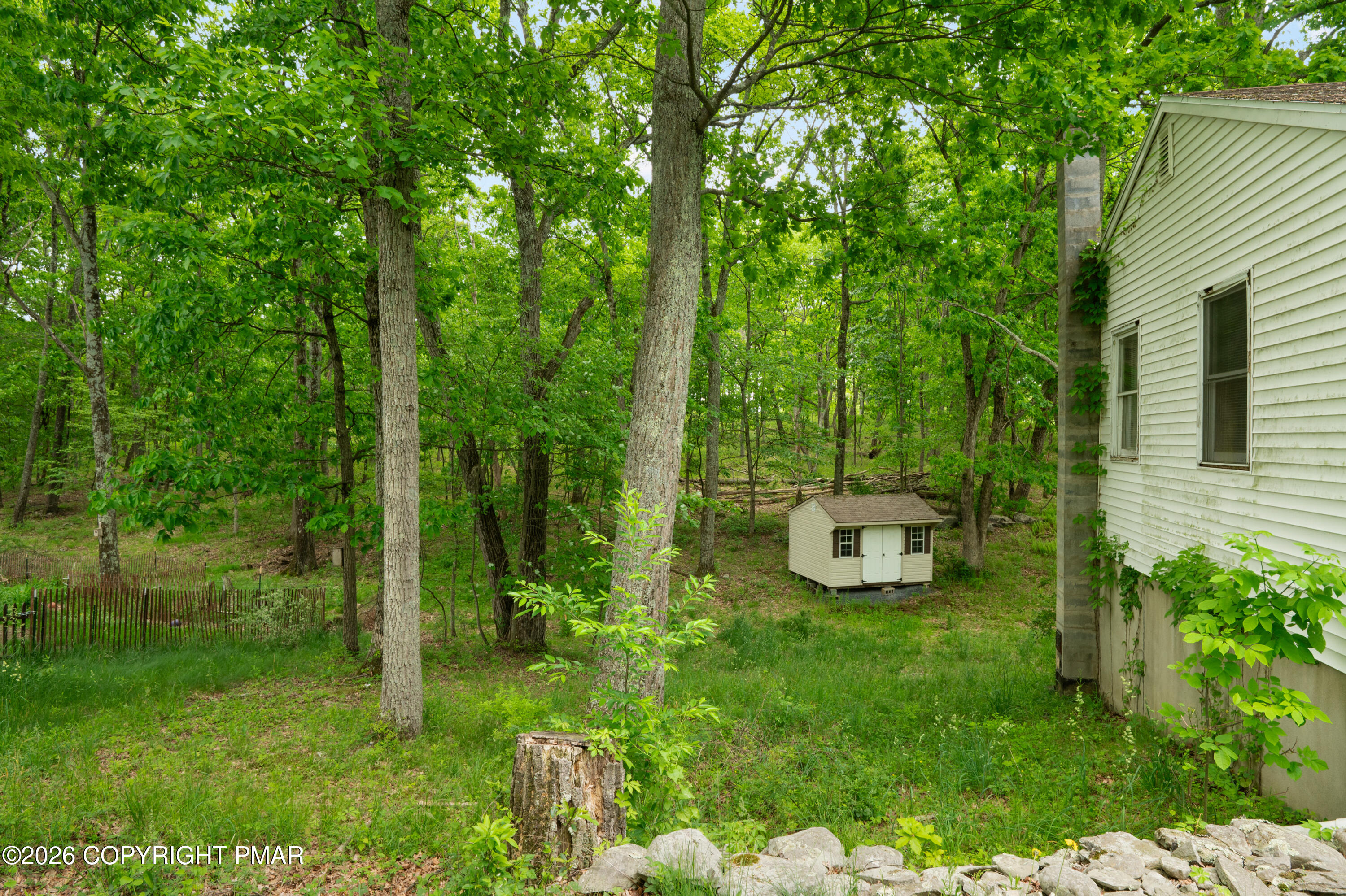 2289 Walnut Trail Bushkill, PA 18324 - Photo 32 of 32 Side
