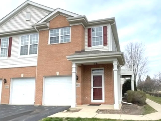 $1,900 | 4206 Savoy Lane, Unit 4206, McHenry, IL 60050