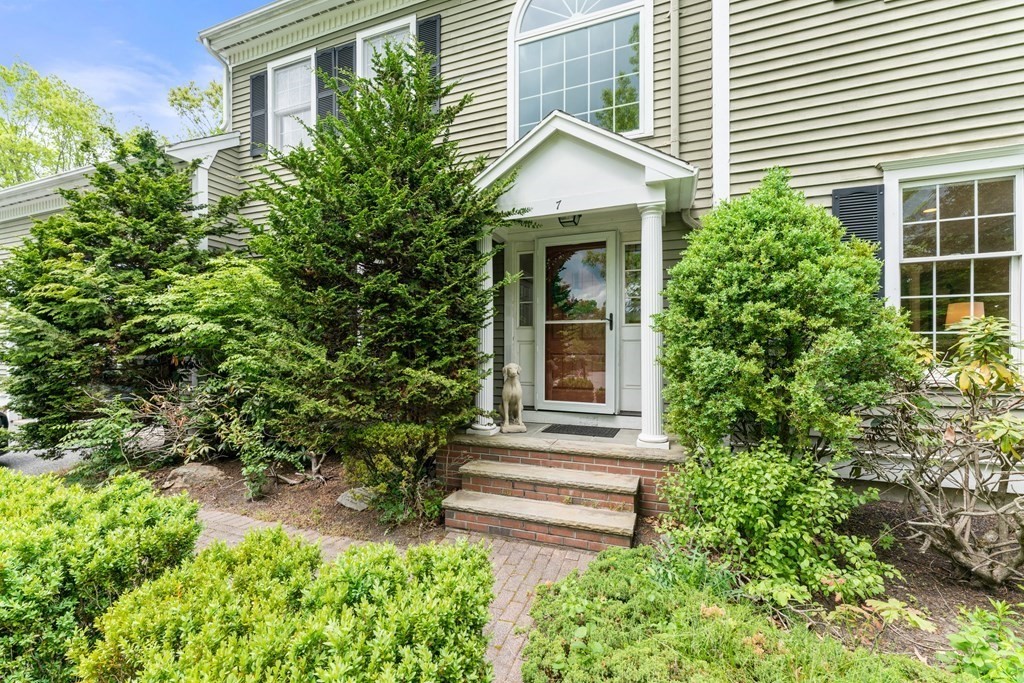 7 Joshua Path Natick, MA 01760 - Photo 1 of 34 Gallery Image 1