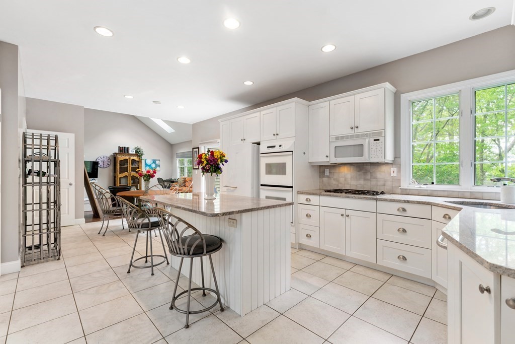7 Joshua Path Natick, MA 01760 - Photo 11 of 34 Gallery Image 11