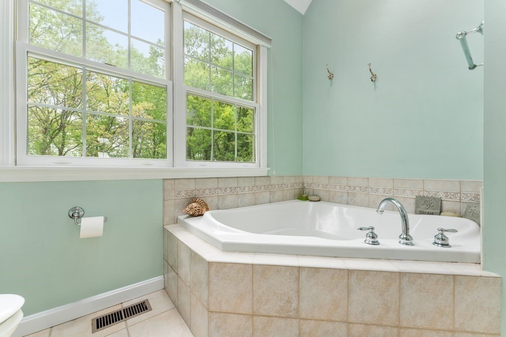 7 Joshua Path Natick, MA 01760 - Photo 23 of 34 Gallery Image 23