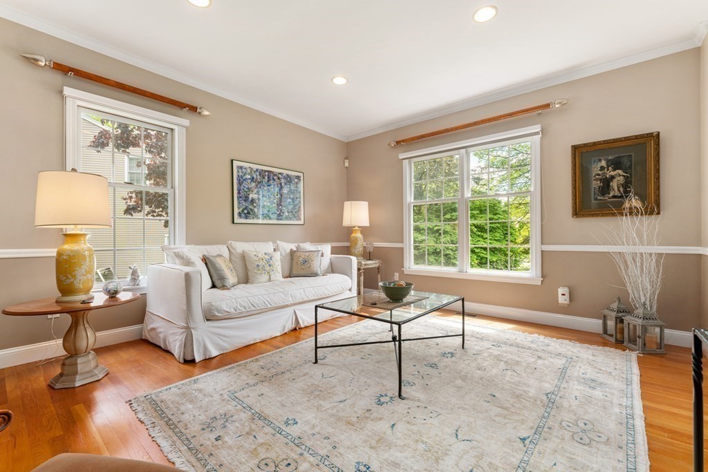 7 Joshua Path Natick, MA 01760 - Photo 5 of 34 Gallery Image 5