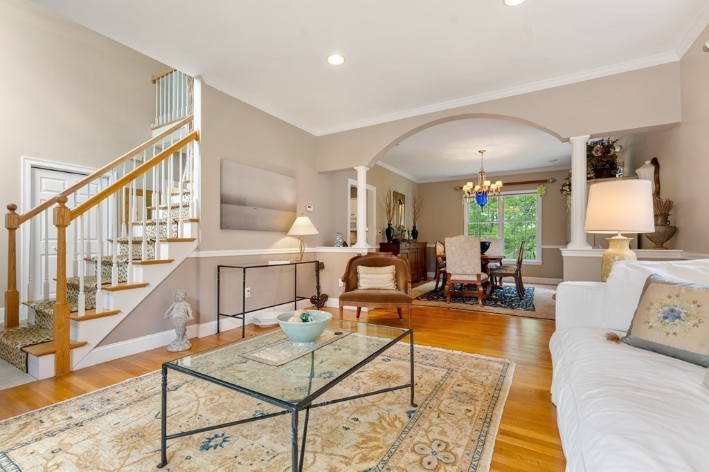7 Joshua Path Natick, MA 01760 - Photo 6 of 34 Gallery Image 6