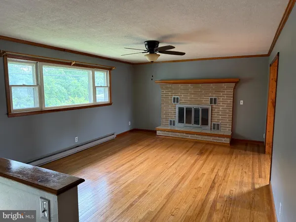 $265,000 | 36 Water Street, Petersburg, WV 26847