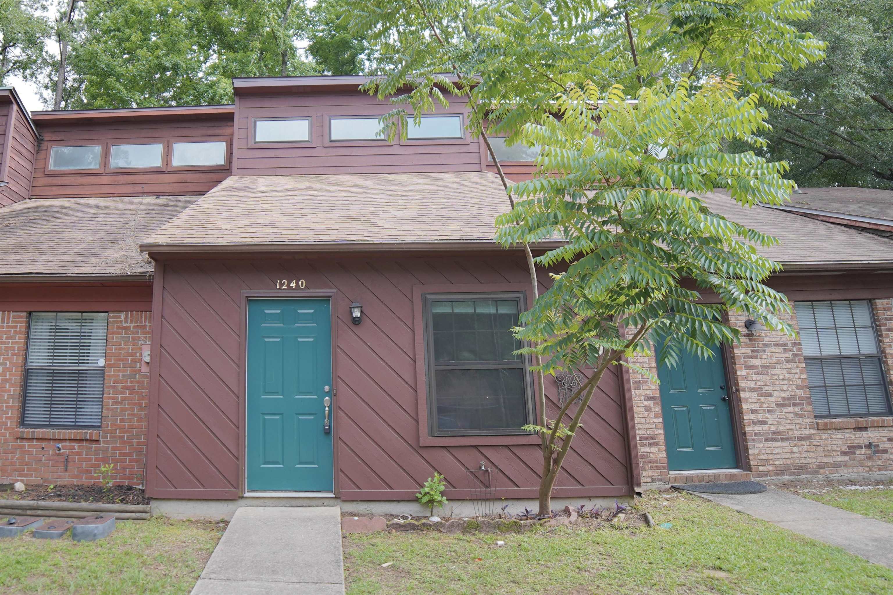 1240 High Road Tallahassee, FL 32304 - Photo 1 of 18