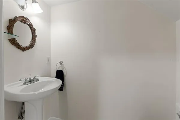 $175,000 | 7902 Citrus Drive, Unit 254, Temple Terrace, FL 33637