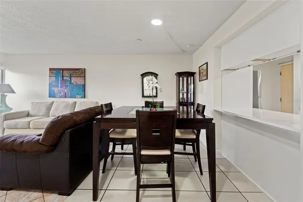 $175,000 | 7902 Citrus Drive, Unit 254, Temple Terrace, FL 33637