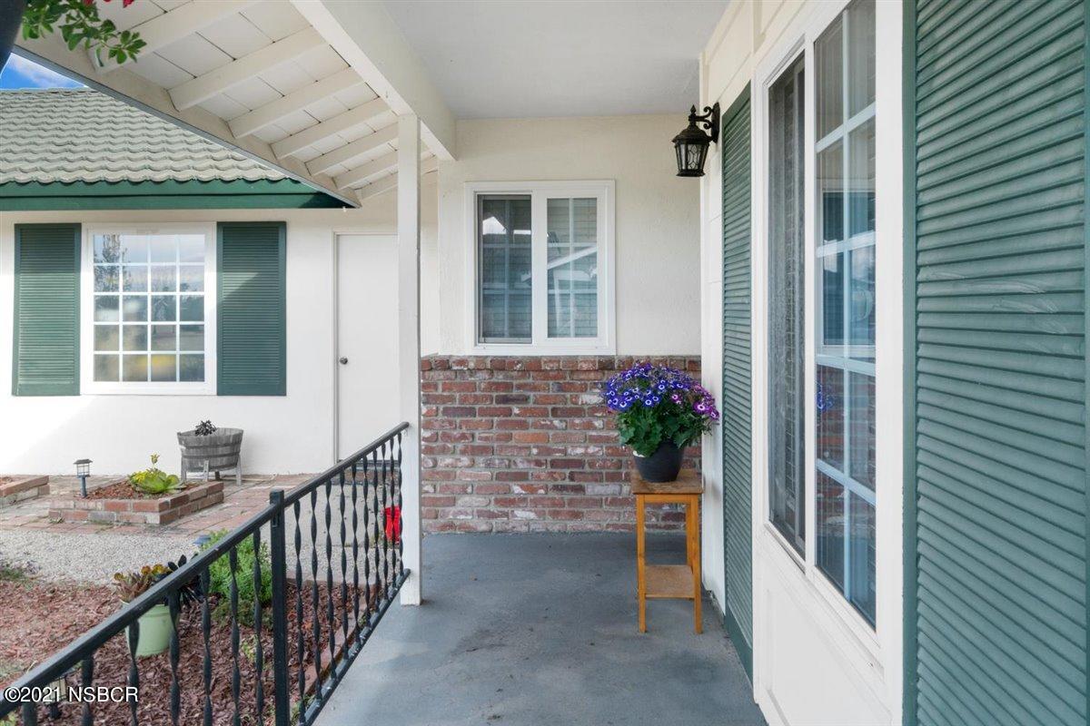 4085 Constellation Road Lompoc, CA 93436 - Photo 5 of 24 a view of house with large windows