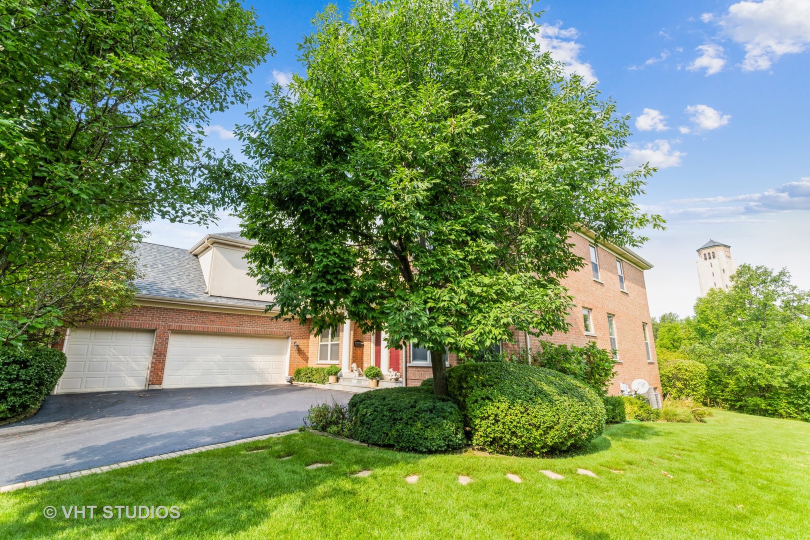 190 Janes Loop Highwood, IL 60040 - Photo 25 of 34 a view of a back yard of the house