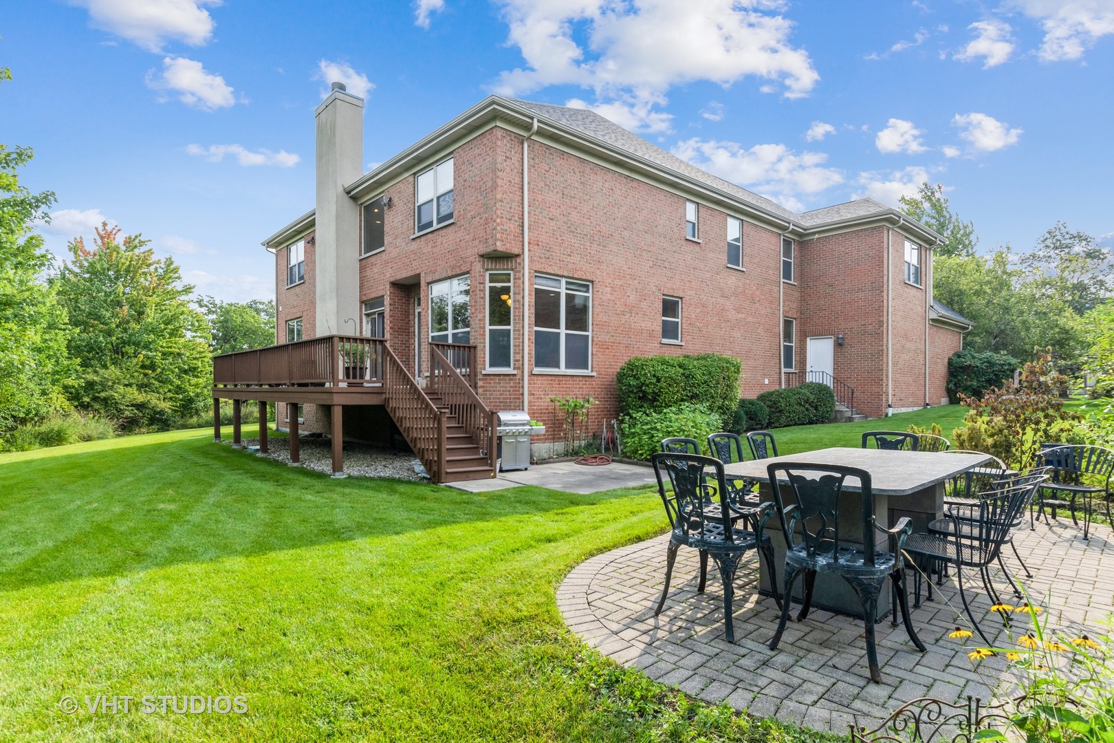 190 Janes Loop Highwood, IL 60040 - Photo 26 of 34 a view of a house with backyard sitting area and garden