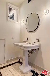 $3,995,000 | 3124 Belden Drive, Los Angeles, CA 90068