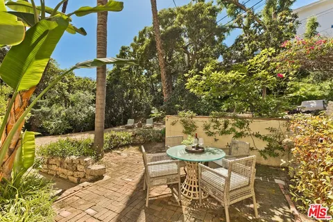 $3,995,000 | 3124 Belden Drive, Los Angeles, CA 90068