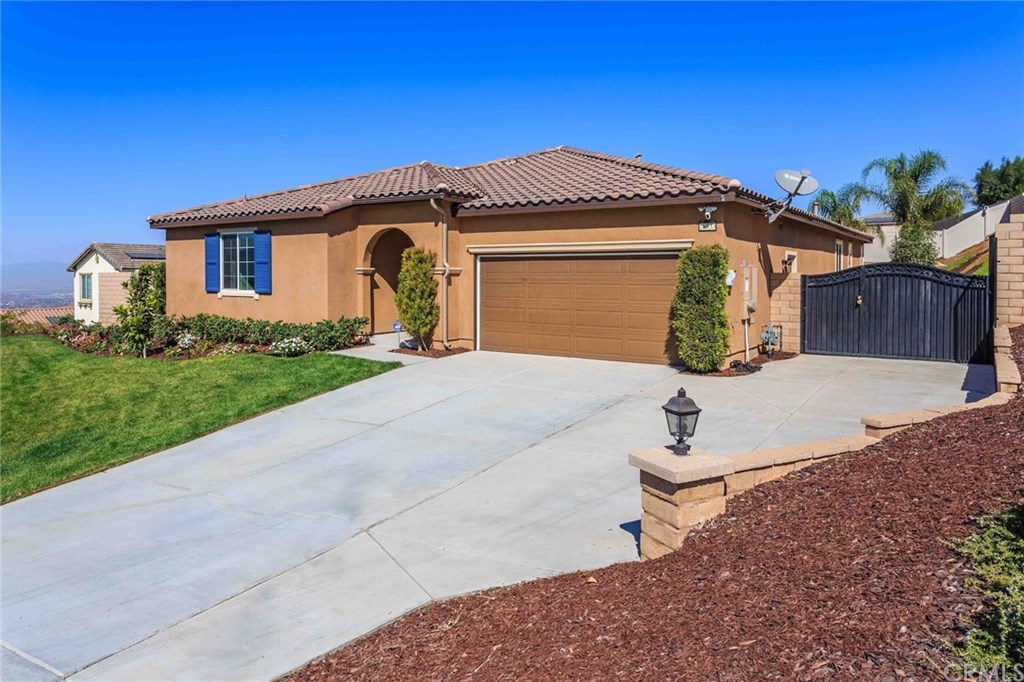 18533 Lakepointe Drive Riverside, CA 92503 - Photo 1 of 1 Gallery Image 1