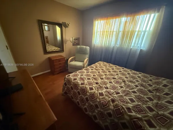 $1,750 | 8220 Sunrise Lakes Boulevard, Unit 309, Sunrise, FL 33322