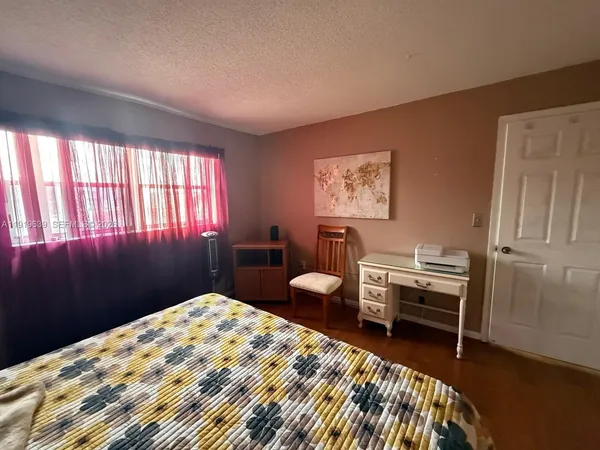 $1,750 | 8220 Sunrise Lakes Boulevard, Unit 309, Sunrise, FL 33322