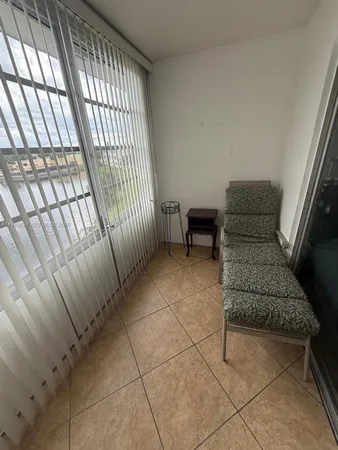 $1,750 | 8220 Sunrise Lakes Boulevard, Unit 309, Sunrise, FL 33322